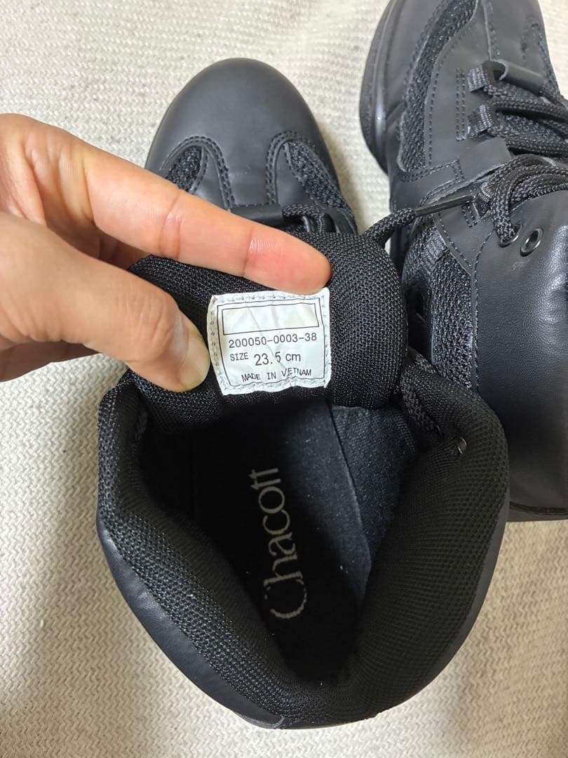 【新品未使用】Chacott ハイカットダンスシューズ 23.5cm(箱無し)