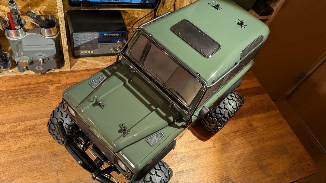 未走行タミヤCR01　ディフェンダー90　ジャングルグリーン2ウレタン塗装