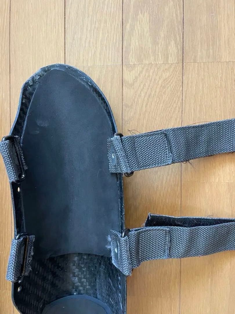 ボーノミルクさん専用です！TTR SL用　カーボンレガース　シンガード　中古