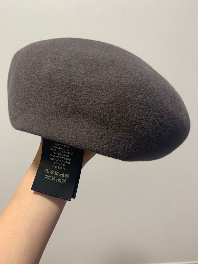 【GUCCI】GUCCI グレー ベレー帽　グッチ　帽子