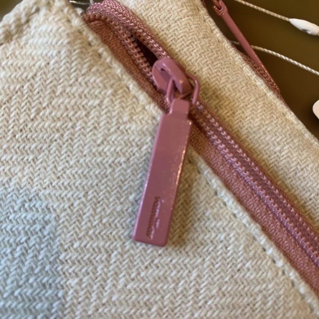 ファミリア　宝塚　ポーチ キャトルレーヴ ミニウォレット familiar クマ