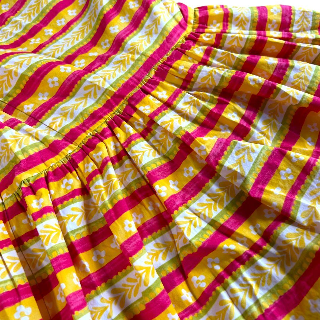 美品 プラダ 可愛いデザインのプラダもいい総柄ボーダーギャザーワンピース