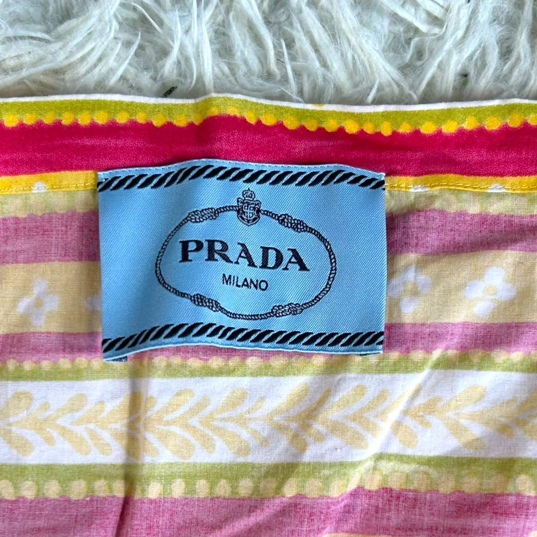 美品 プラダ 可愛いデザインのプラダもいい総柄ボーダーギャザーワンピース