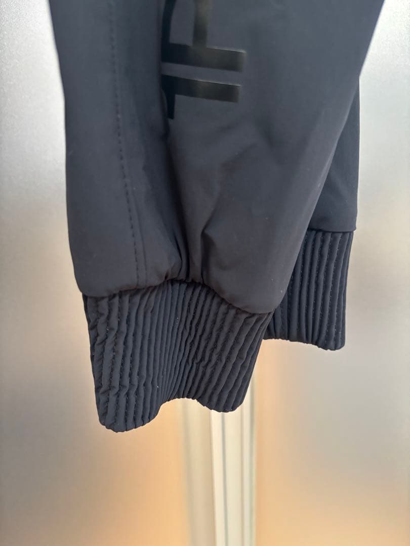 HA【未使用】1piu1uguale3ポーラテックセットアップブラック