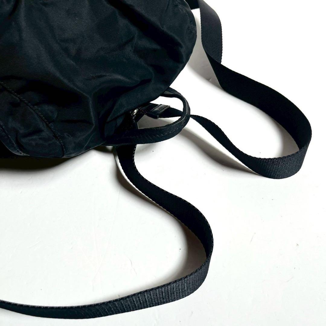 【極美品・Gカード付✨】プラダ リュック 三角ロゴ 巾着 ナイロン BZ0001