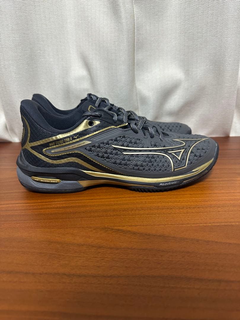 ミズノ　テニスシューズ
