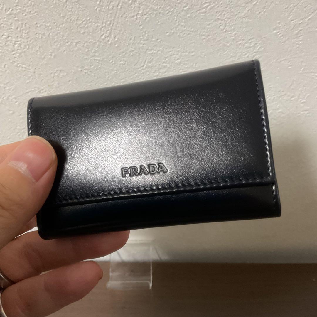 ⭐︎開店セール⭐︎ 新品未使用 美品 プラダ レザー ロゴエンボス キーケース