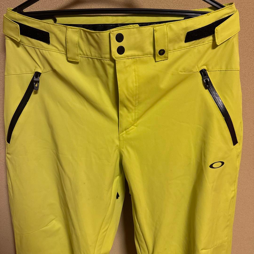 Oakley CRESCENT 2.0 SHELL 2L 10K上下