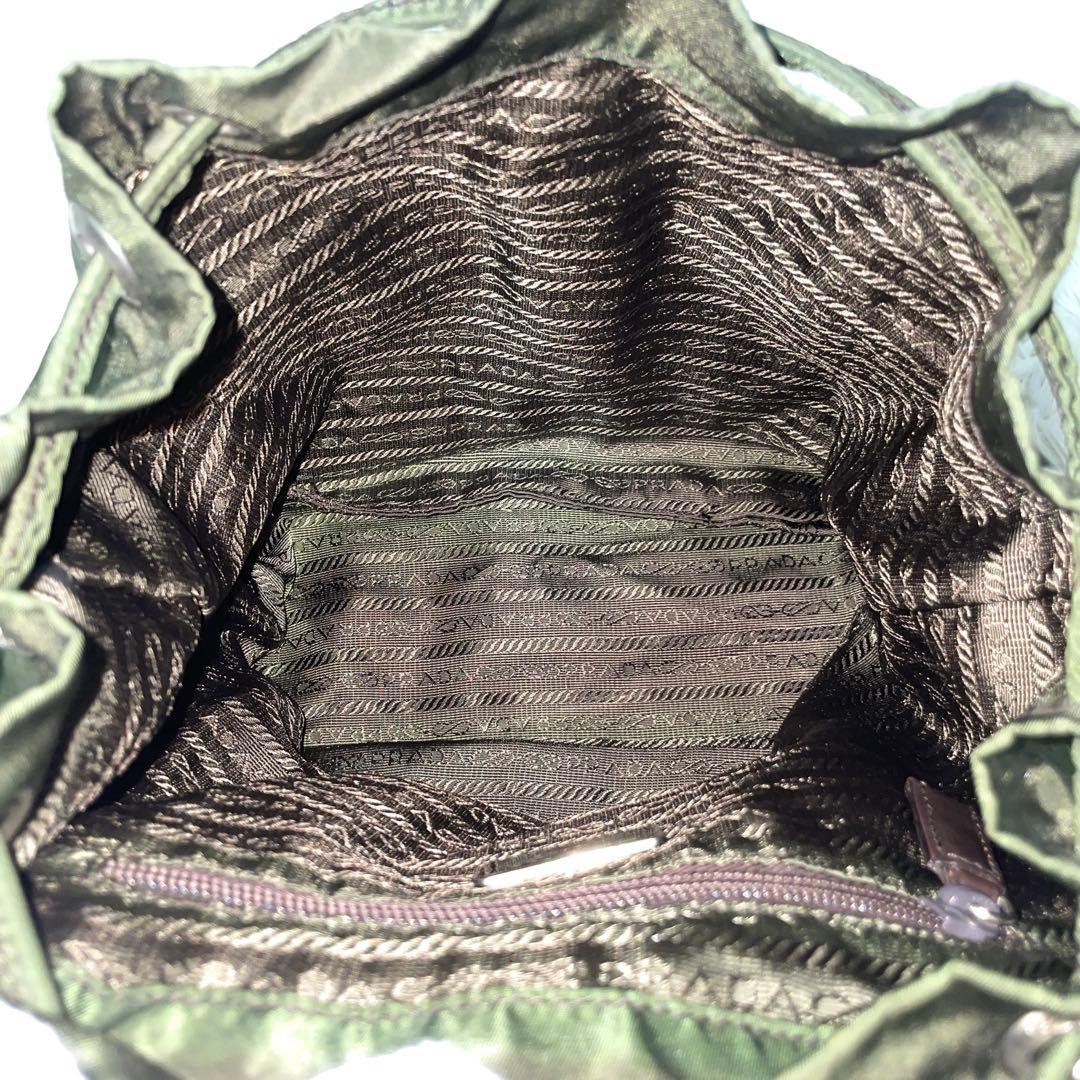 【美品】PRADA プラダ　リュック　バックパック　ナイロン　カーキ　レディース