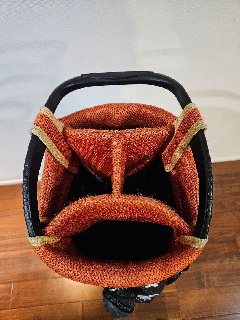 AVIREX キャディバッグ ブラック　アイアンカバー　手榴弾型ボール入れ付き