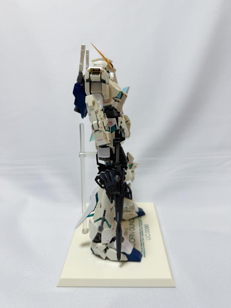 中古 METAL COMPOSITE ユニコーンガンダム、バンシィ (覚醒仕様