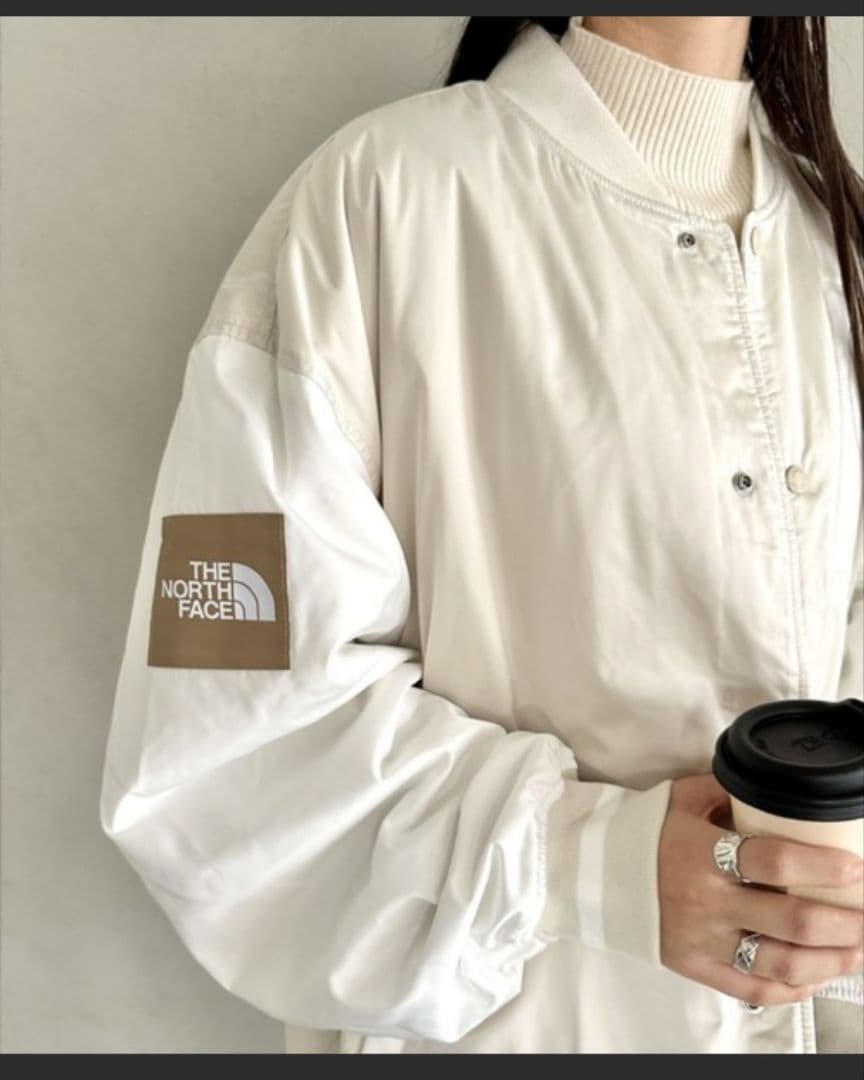 ノースフェイスTHE NORTH FACE ホワイト スタジャンブルゾン新品