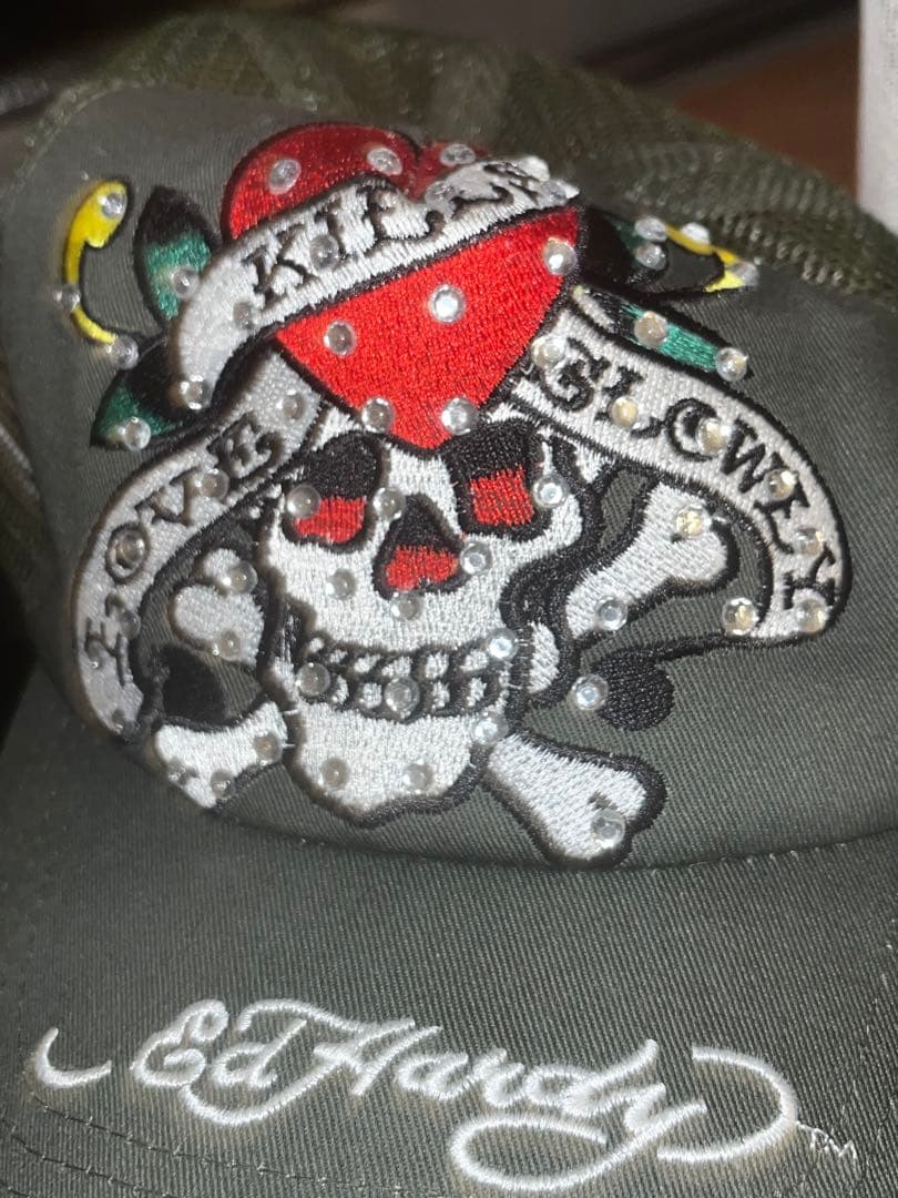 Ed Hardy スカル刺繍トラッカーキャップ - メルカリ