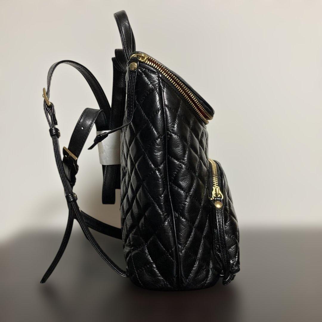 キルティング黒リュック