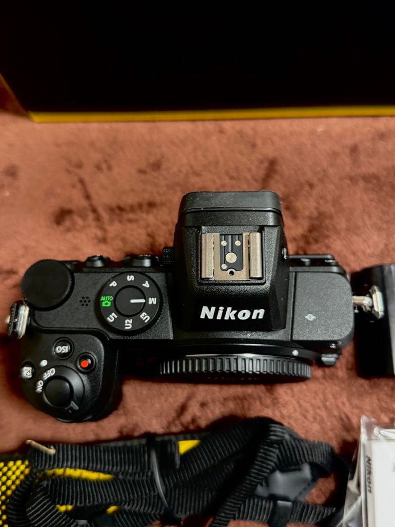 『美品』Nikon Z 5 ミラーレス一眼 本体 シャッター343枚