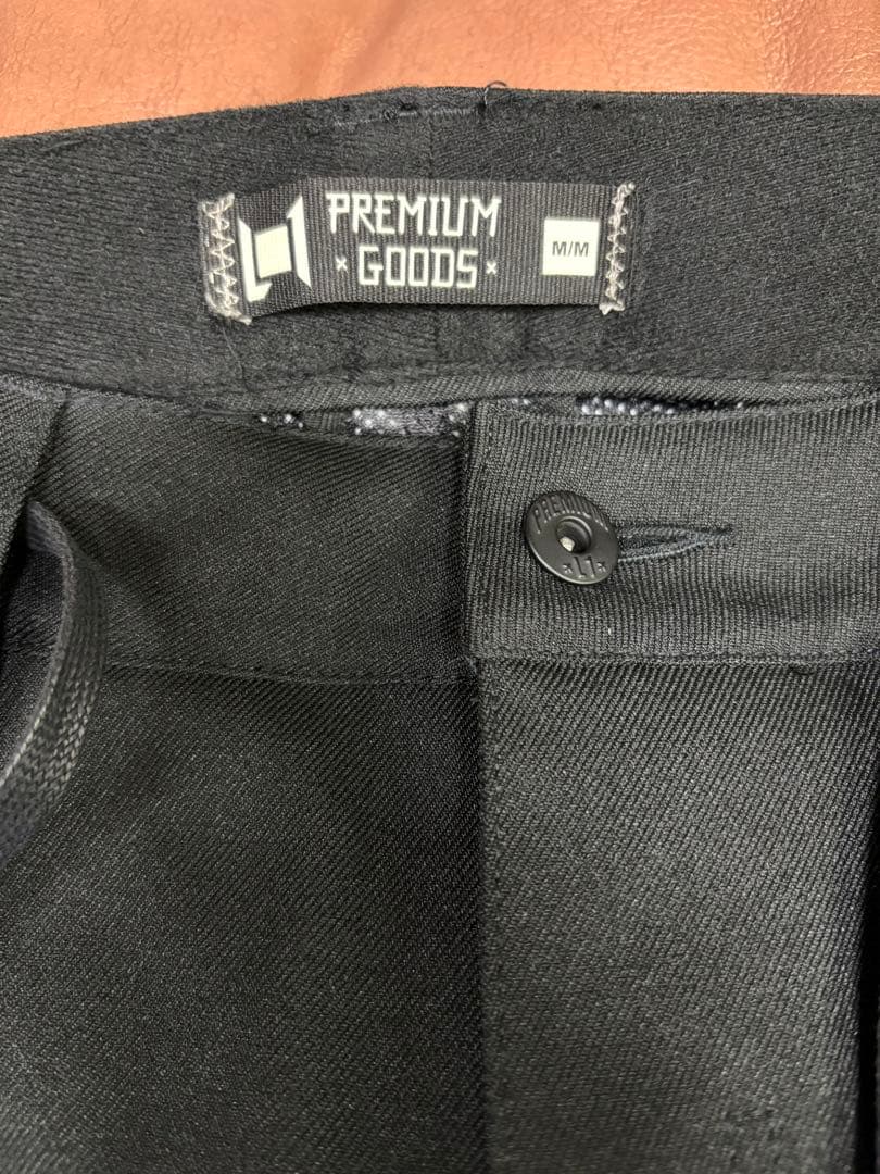 L1 premium goods スノーボードパンツM 新品未使用　フレア