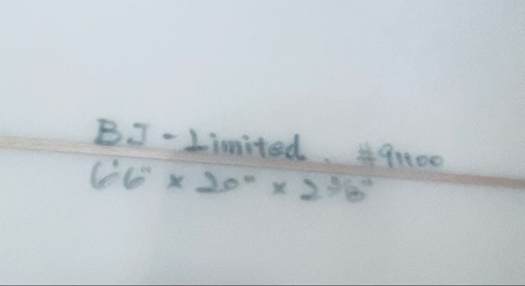 ビラボンサーフボード！JAPAN Limitedミッドレングス6.6 フィン付き