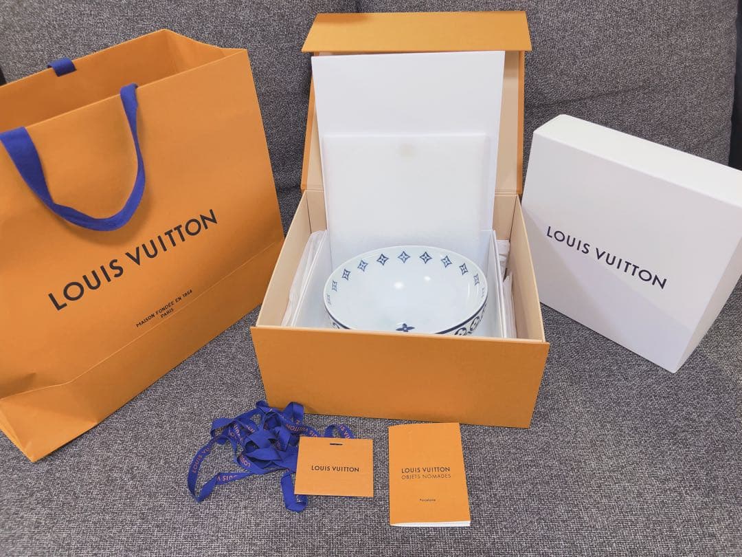 ☆新品未使用 ヴィトン ラージ ボウル モノグラム フラワータイル お皿