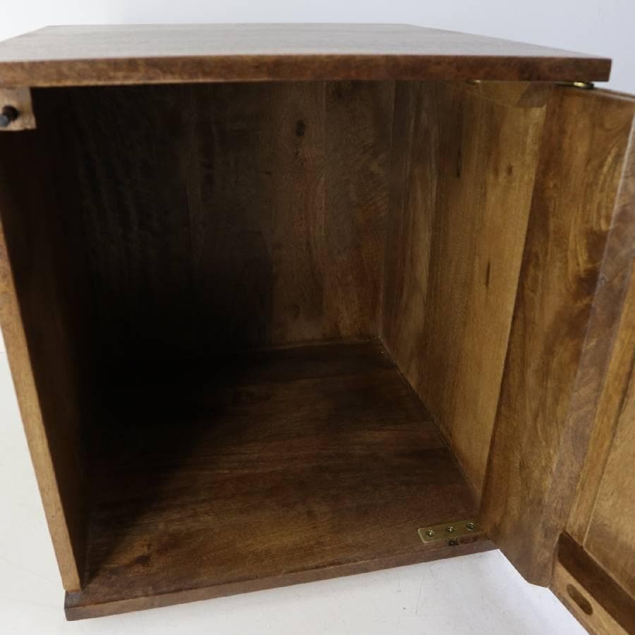 美品 ザラホーム ベッドサイドテーブル ナイトテーブル リゾートスタイル