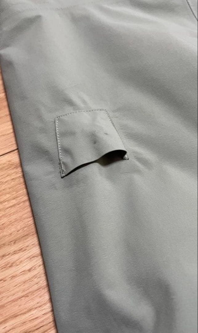 年末値下げ中　Burton [ak] レディースウェア 上下セット　xs サイズ