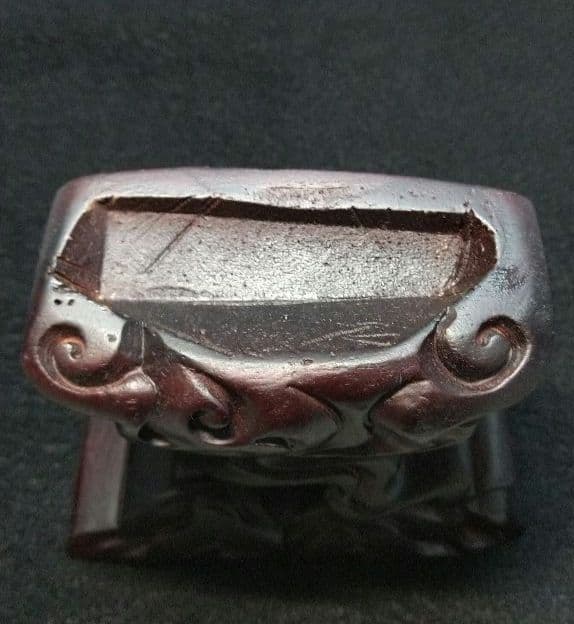 ギラギラルチルクォーツ《原石》専用台座付き　金運　仕事運