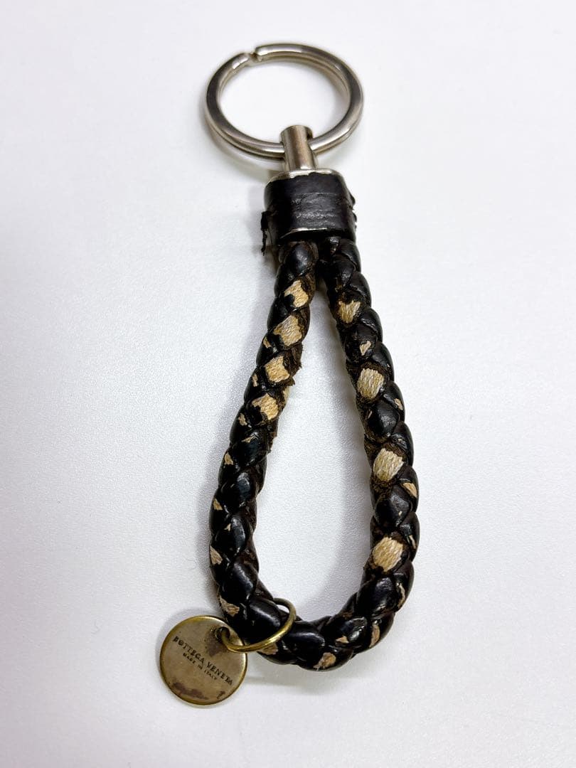 Bottega Veneta 編み込みレザーキーホルダー - メルカリ