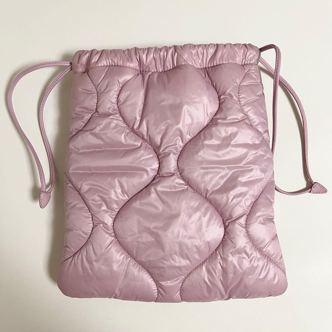 miumiu ミュウミュウ キルティング 巾着 ナイロン ポーチ ピンク系 美