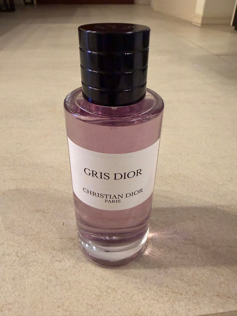 Christian Dior Gris Dior 香水　125ml