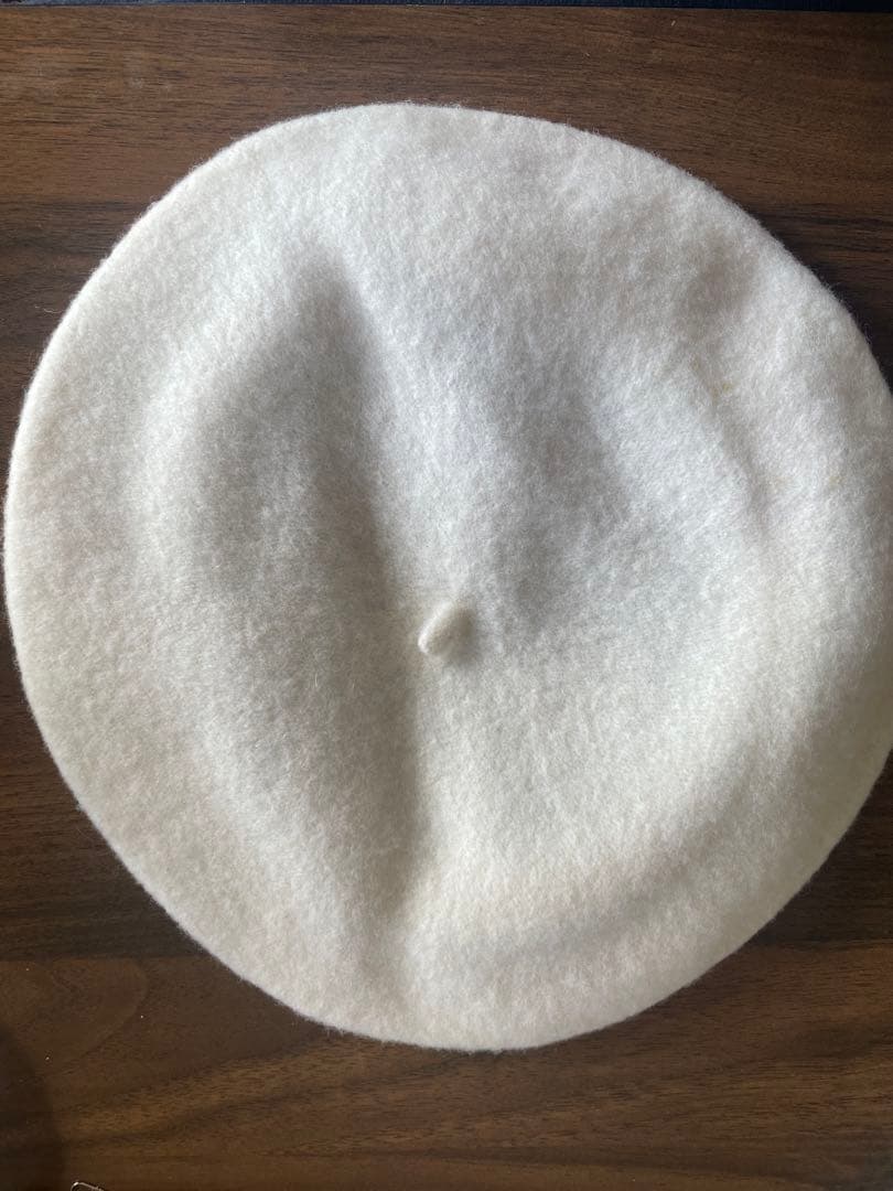 シャネル　CHANEL ベレー帽 ホワイト　ココマーク刺繍　ヴィンテージ　レア