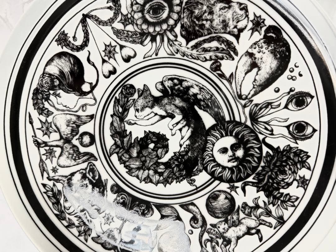 ヒグチユウコ CIRCUS展 ラウンドプレート お皿 - メルカリ