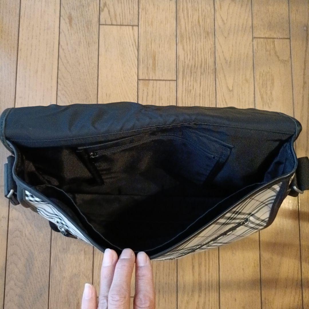 バーバリー　ショルダーバッグ ☆美品です