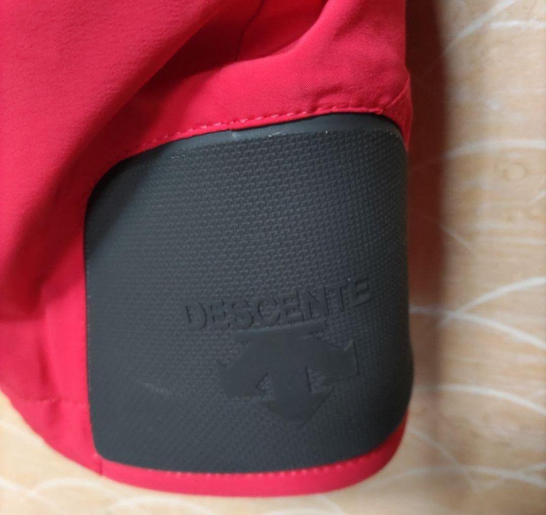 値下げ‼️ 程度良好 DESCENT デサント スペインチームモデル