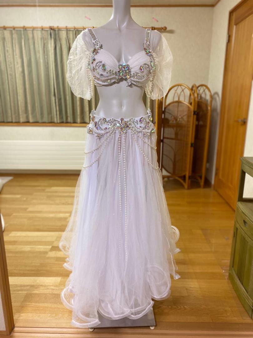 ⚠️在庫一掃セール⚠️ホワイト　ベリーダンス　ブラベルトスカートインナーパンツセット