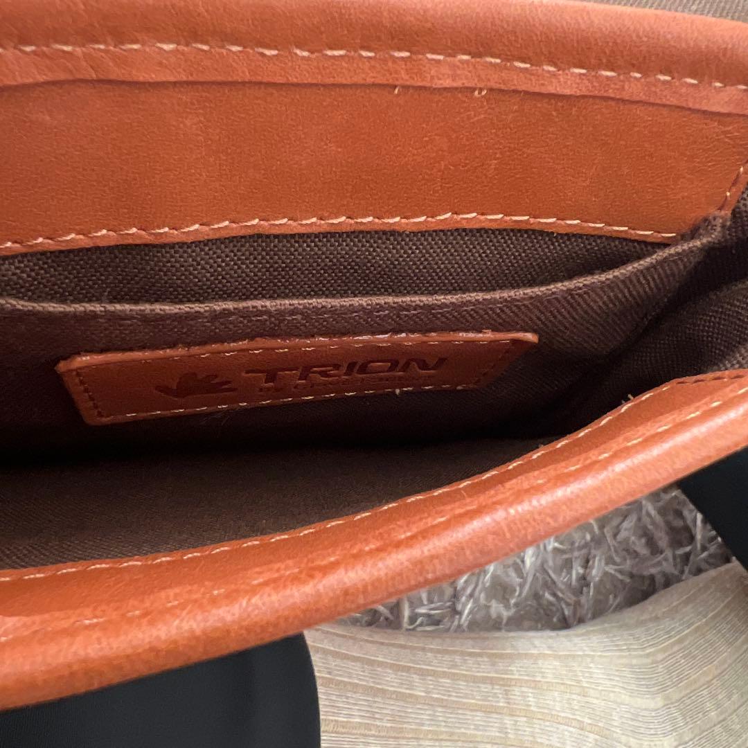 トライオン　レザー パッチワーク ショルダーバッグ