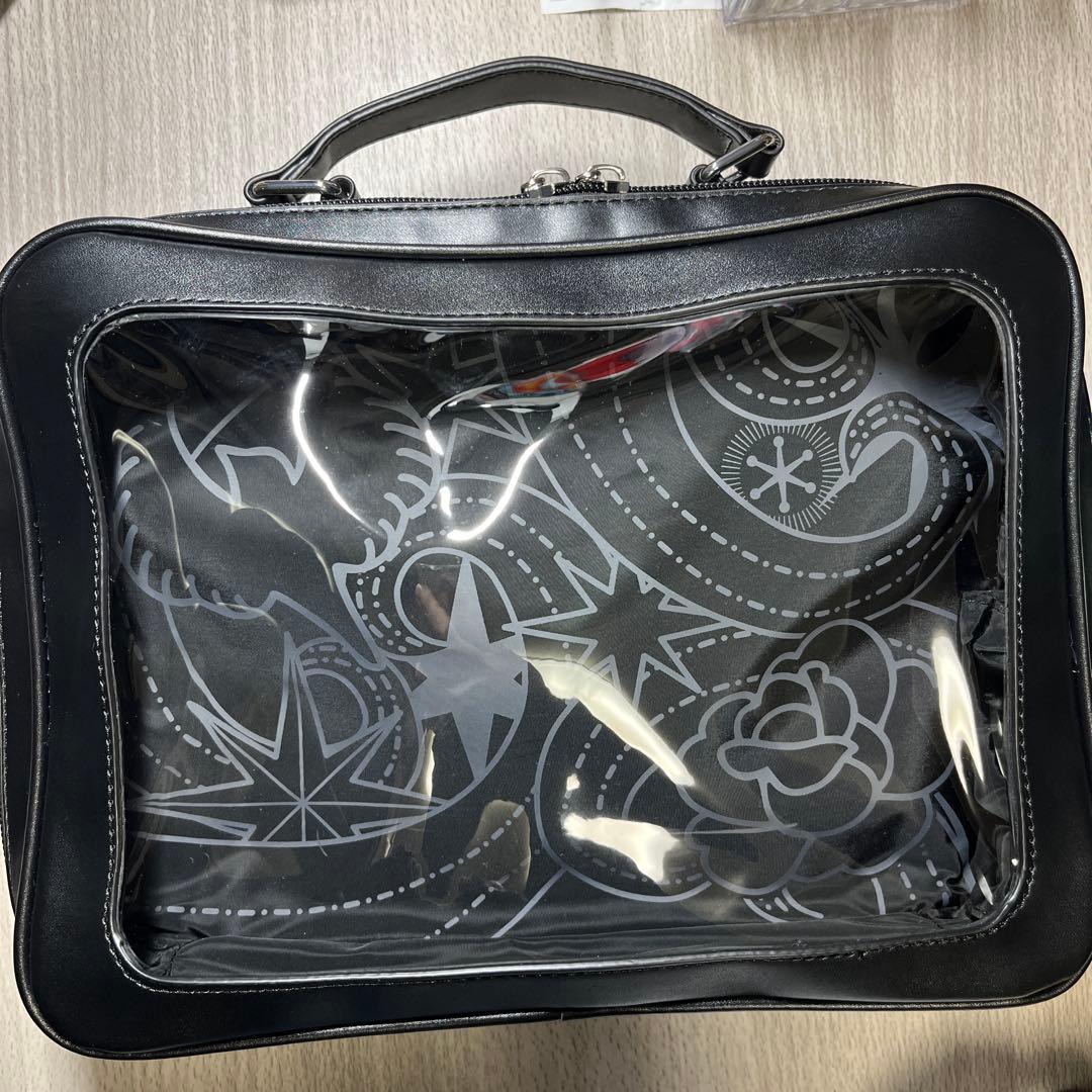 OneMall provides Mercari products: 【通販限定】Ado 外に出なさい