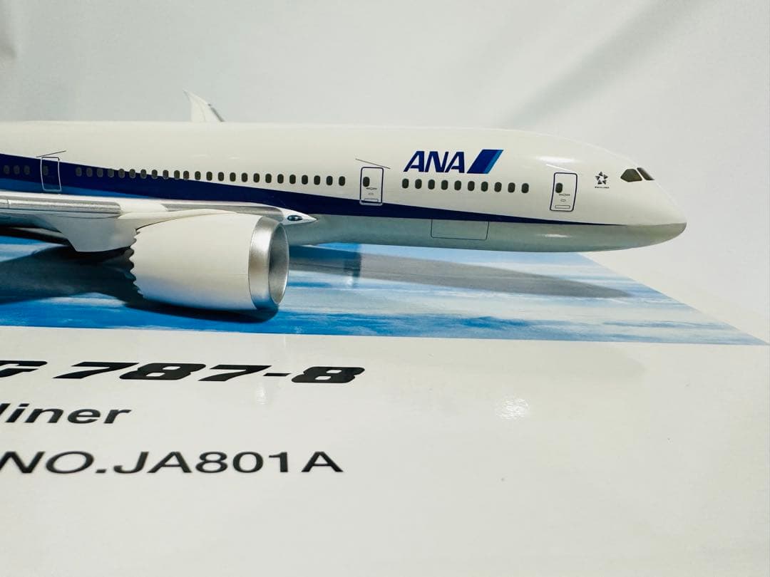 全日空商事 1/200 ANA 787-8 Dreamliner NH20038