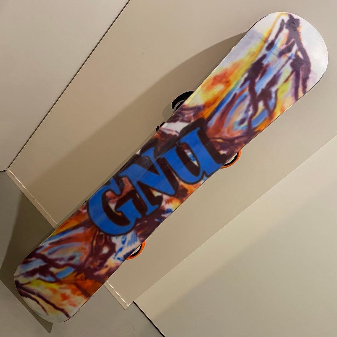GNU スノーボード 145cm マルチカラー