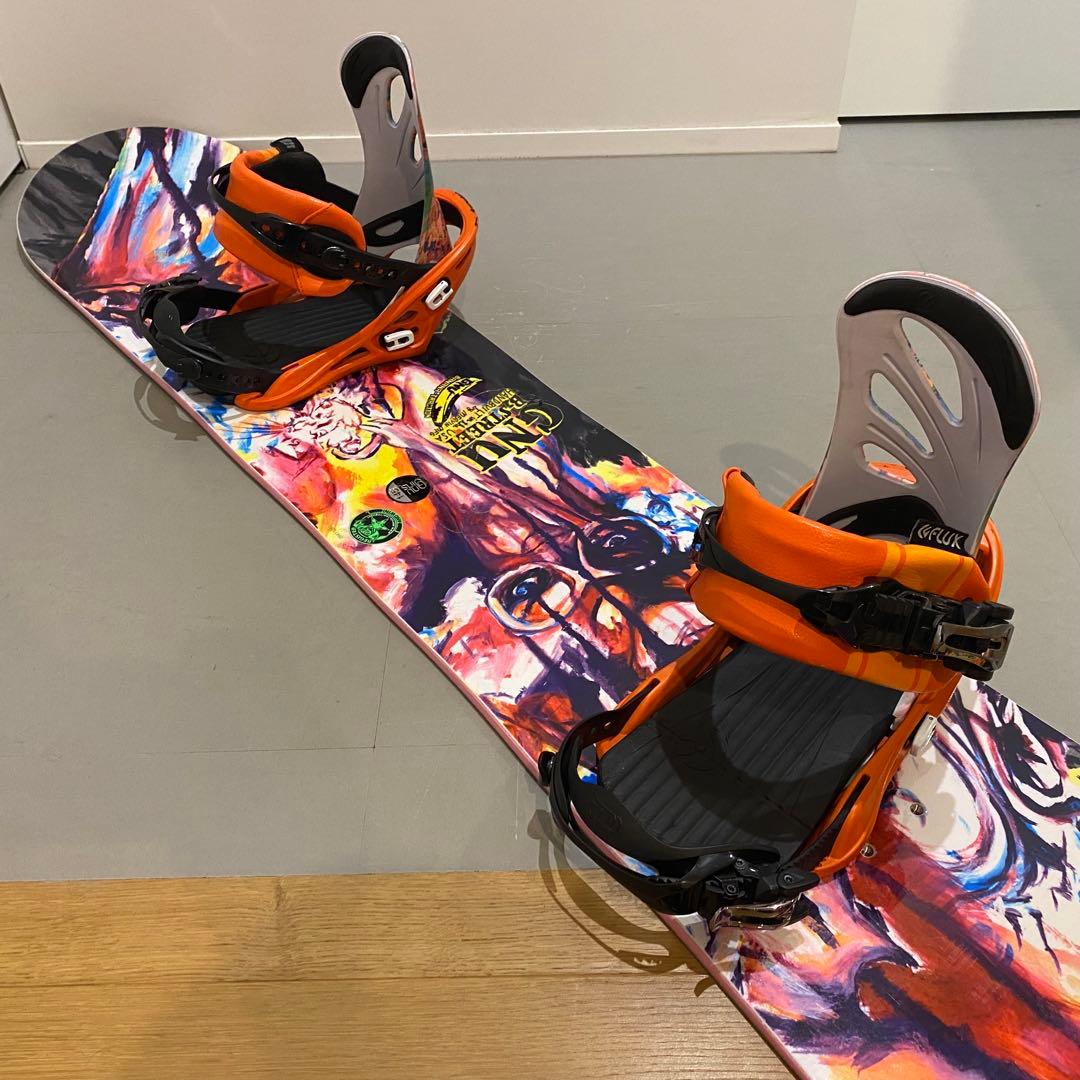 GNU スノーボード 145cm マルチカラー