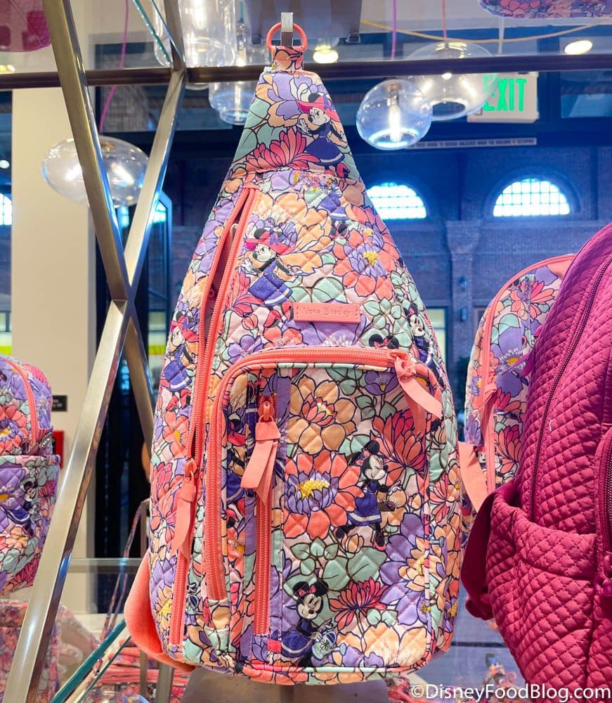【海外ディズニー】VeraBradley X Disney スリングバッグ
