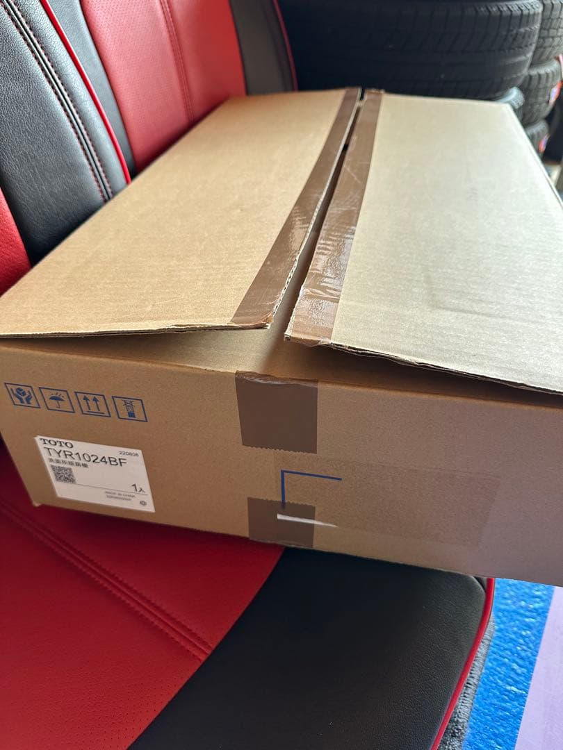 TOTO YTR1024BF 冷暖房機器　新品未使用　洗面