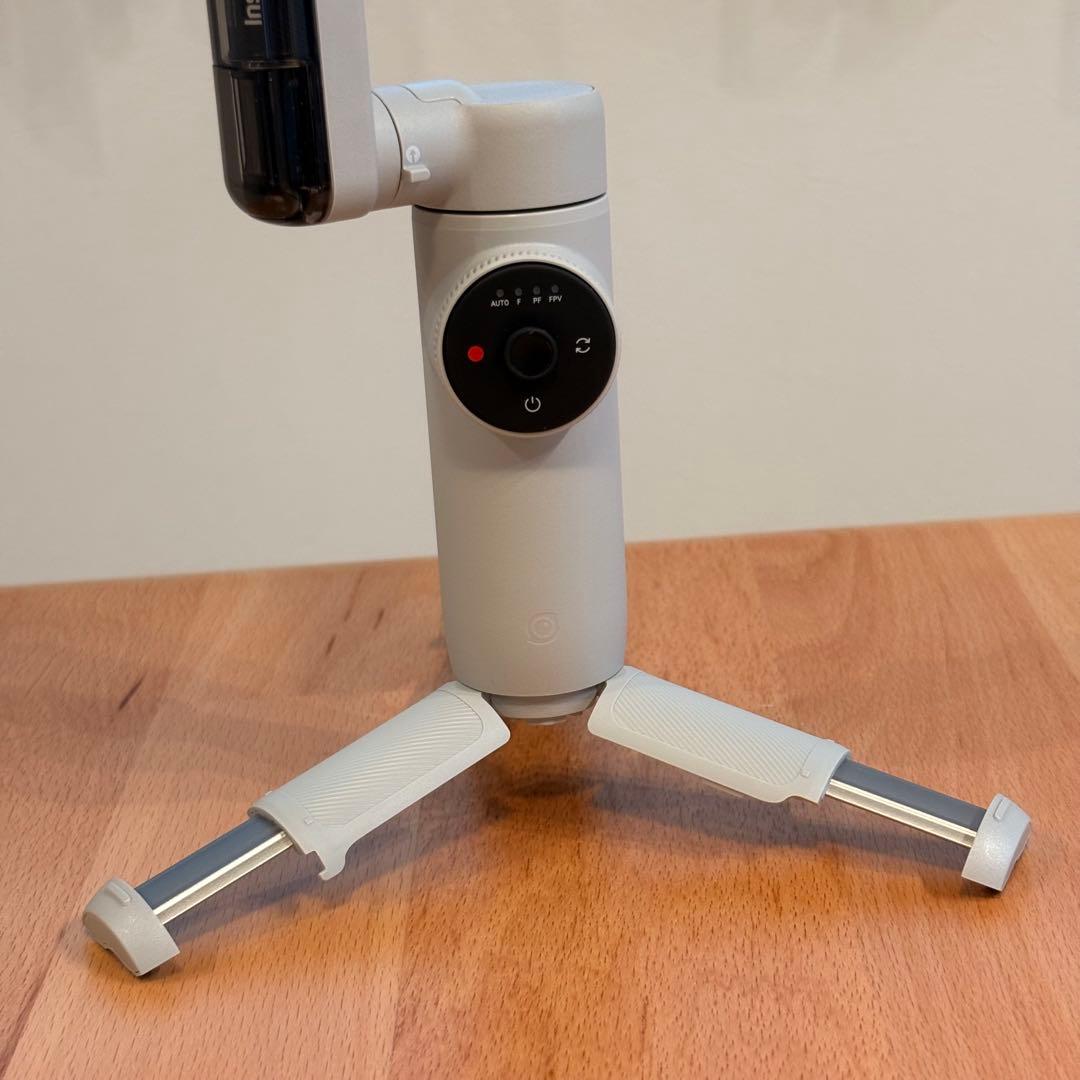 insta360Flow ストーングレー 【MagSafeマウント付属】