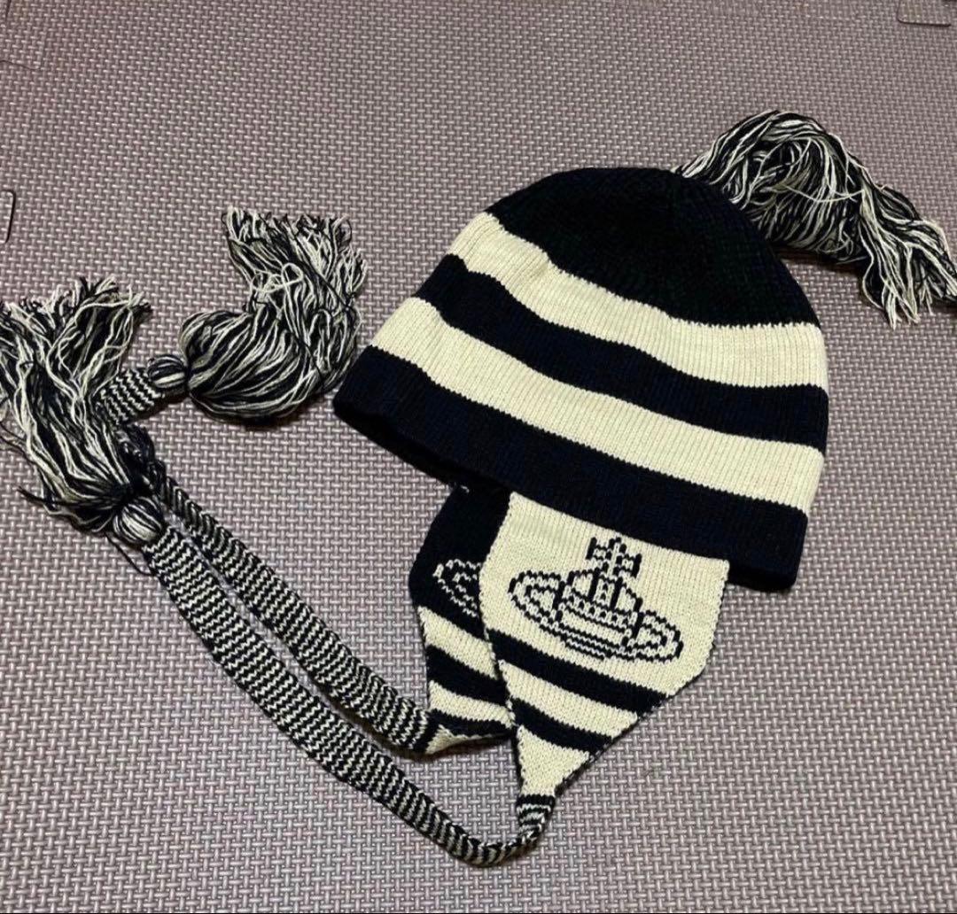 viviennewestwood 耳あて付きストライプニット帽