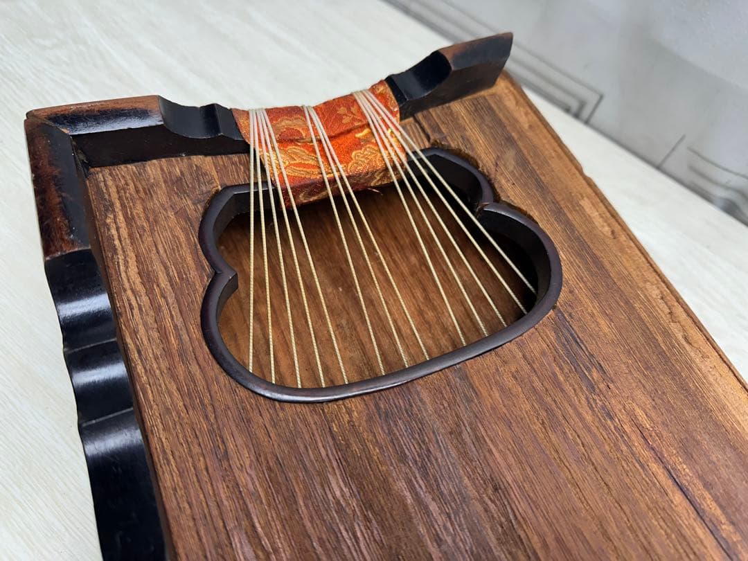 高級　琴　13弦