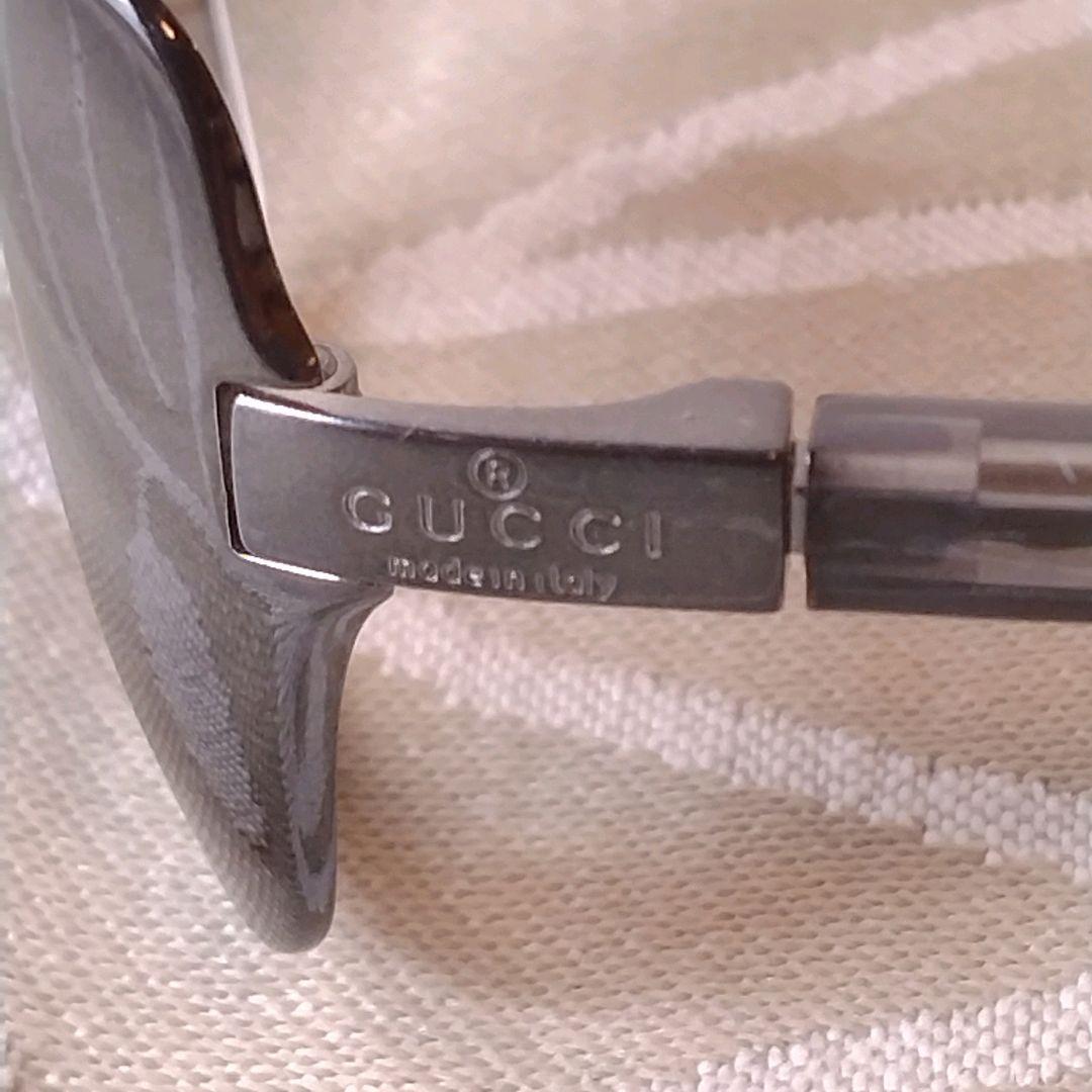 GUCCI グレー サングラス ケース付き