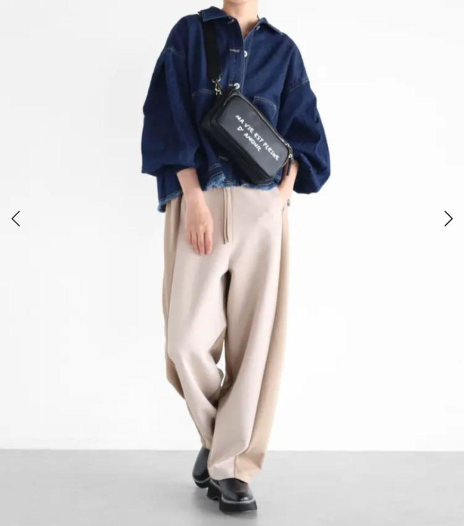 Vin　メッセージプリントスクエアショルダーバッグ