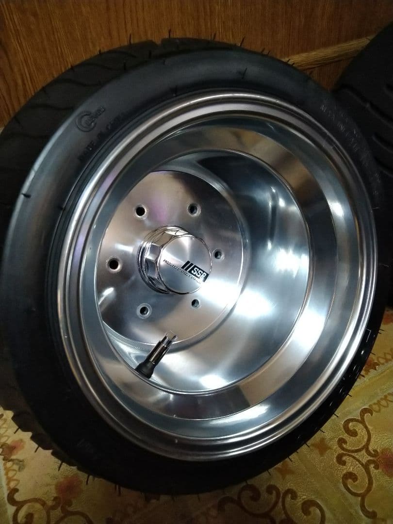 ノーエンジャイロキャノピーta02ポン付けホイール