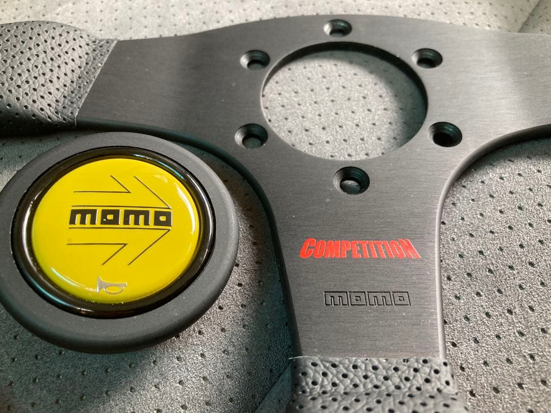 MOMO ステアリングホイール C-71 350mmコンペティション極上品