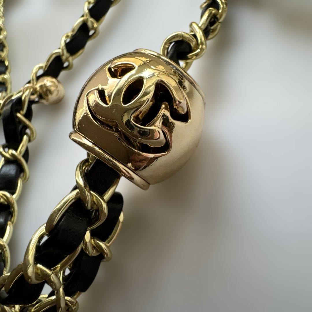 【CHANEL ノベルティ】新品キルティングiPhone15PRO スマホケース