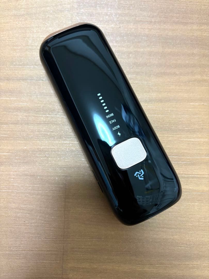 光脱毛器 ブラック　サファイア技術搭載　vio対応　日本語取説 サングラス