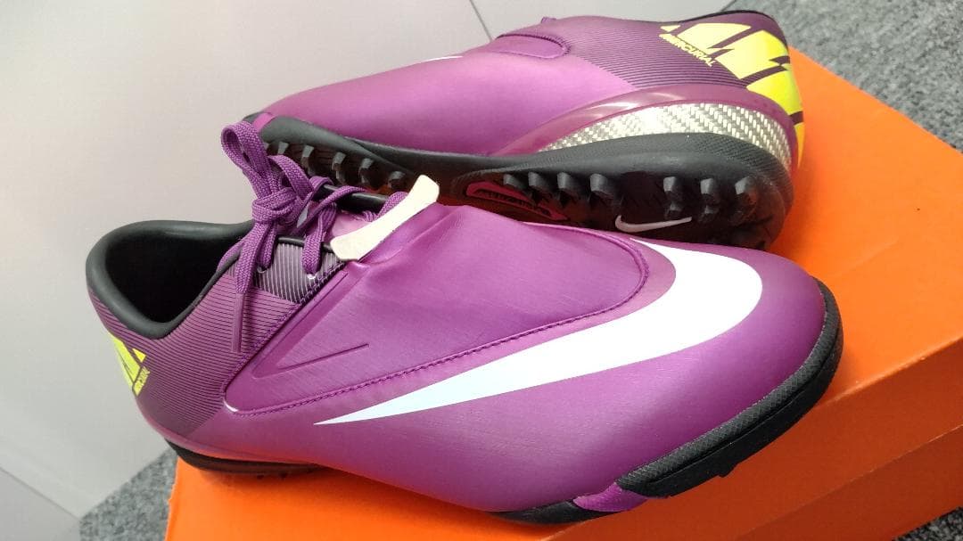 【新品 25.5cm】 ナイキ マーキュリアル グライド2 TF ロナウド